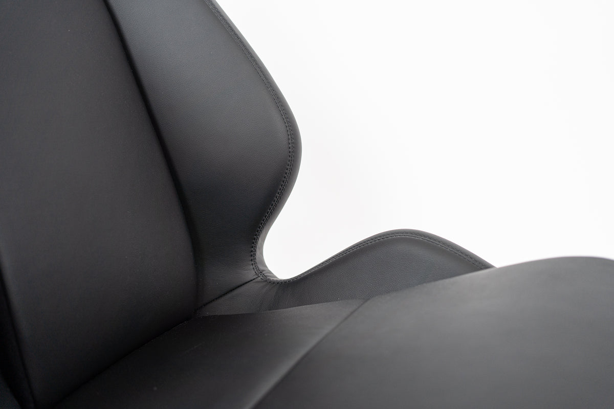 Tuthill Classic Seat